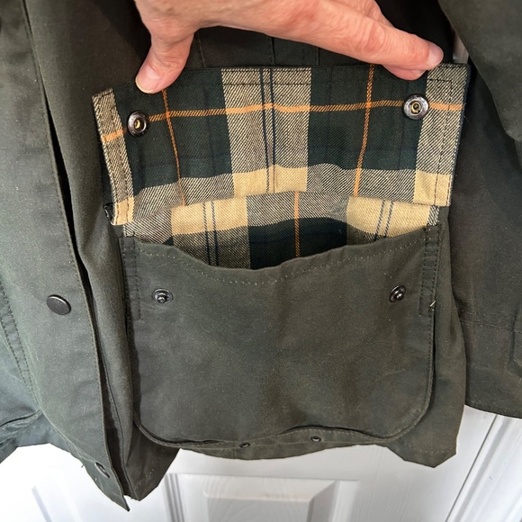 Barbour Beadnell® Waxed Jacket Sage Tartan - Picture 5 of 16